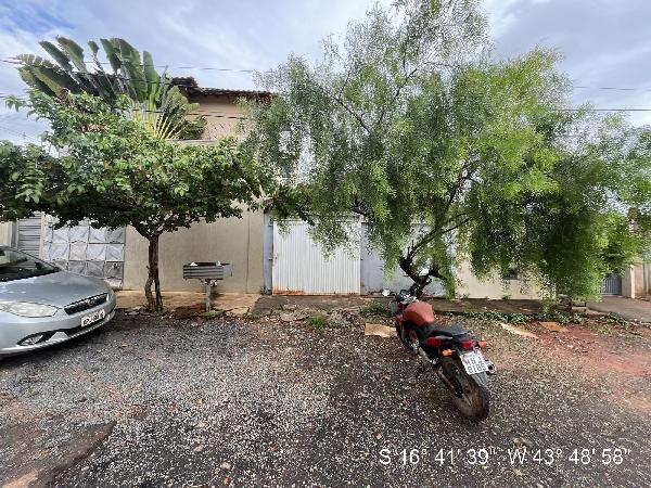 Casa com 2 quartos, 56,75 m², área privativa e terreno de 139,38 m²