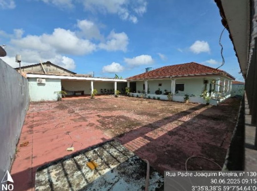 Casa com 3 quartos, 7 banheiros, 175m² construída, 1 vaga