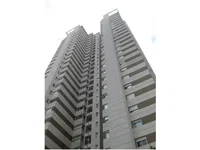 Apartamento Espaçoso com 4 Vagas em Leilão
