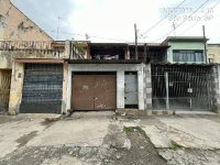 Casa 90m² construída - 2 Quartos, 1 Banheiro