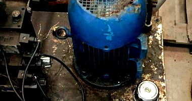 Unidade Hidráulica com Bomba, Redutor e Válvulas