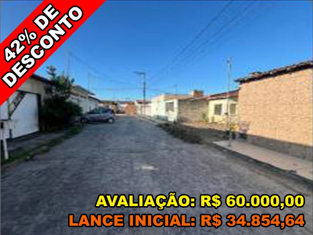 Casa 2 quartos com área construída de 36,74 m² e terreno de 109,5 m²