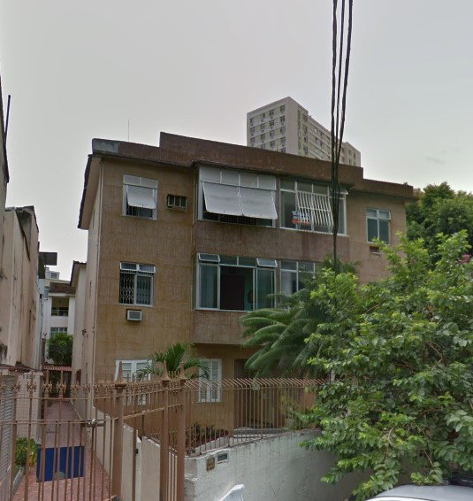 Apartamento de 82m² em leilão judicial