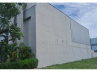 Galpão em leilão com 970m² de terreno e 665m² construída