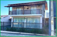 Casa com 2 pavimentos em Penha - SC