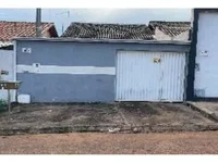 Casa em Leilão com 3 Quartos e 2 Banheiros