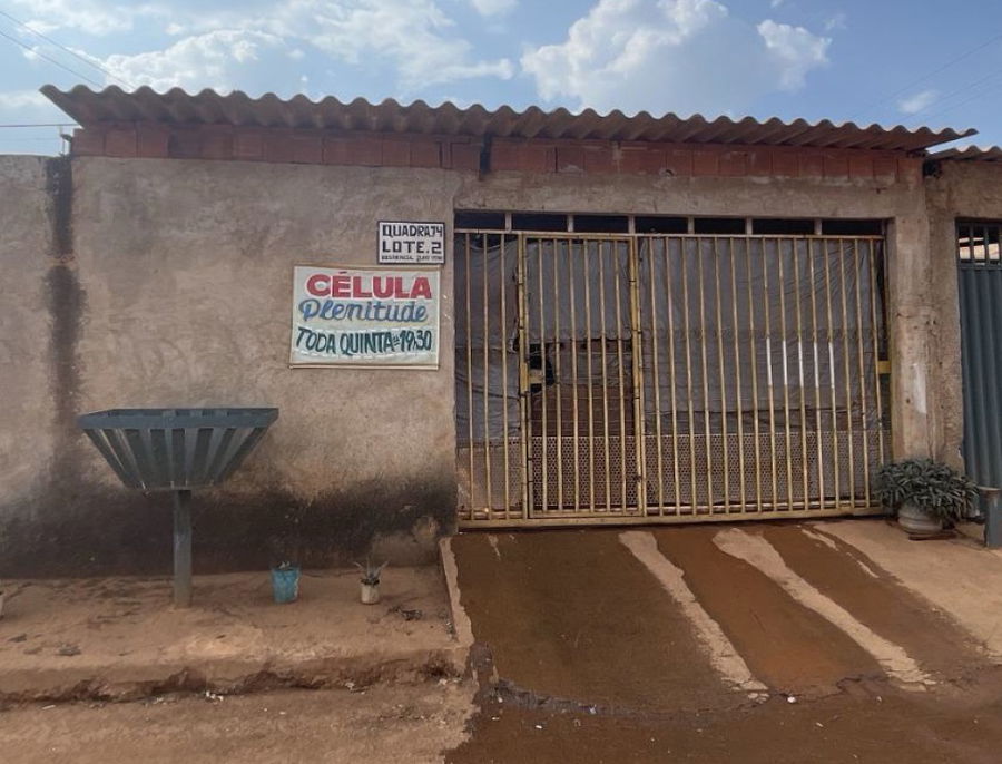Casa residencial com 3 quartos, ocupada, área construída não informada