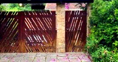 Casa com 3 quartos em Teresópolis/RJ