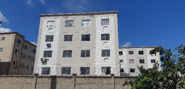 Apartamento com 2 Quartos e Área Privativa em Santa Cruz