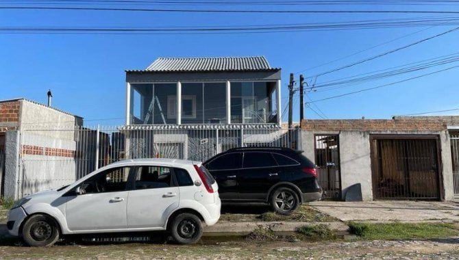 Casa padrão 4 quartos 3 banheiros 2 vagas, 181m² construída, ocupada