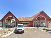 Casa Alto Padrão 3 Dormitórios, 300m², 2 Pavimentos, 4 Vagas