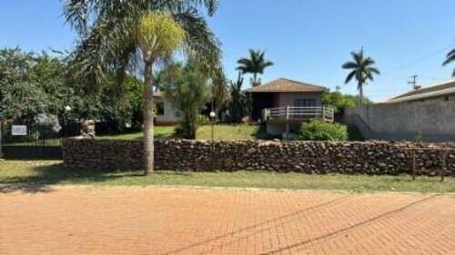 Casa em Condomínio com 4 Quartos e 3 Banheiros