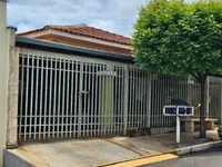 Casa com 3 quartos, 2 banheiros e 153,77m² de área construída