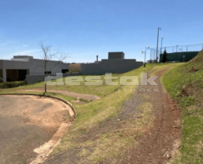 Terreno de 364m² em Loteamento Fechado com 50% de Desconto
