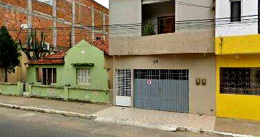 Prédio Comercial com 3 Pavimentos e 5 Banheiros, Área Construída 2047,95m²