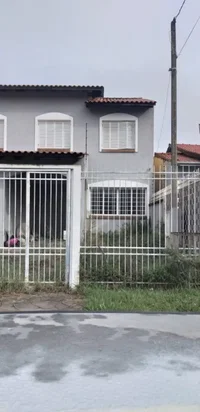 Casa em Porto Alegre - 2 pavimentos, 151m²