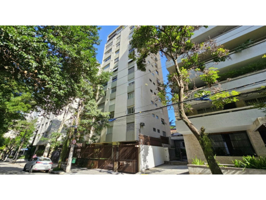 Apartamento com 2 quartos, 2 vagas, 144,07m² útil