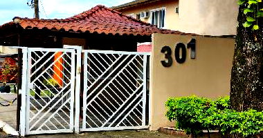 Casa com 2 Quartos e 1 Vaga em Campo Grande
