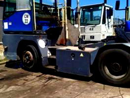 Trator de Terminal MafI Ano 2013