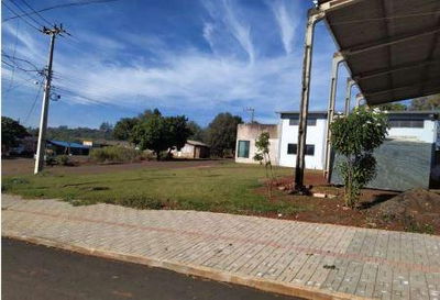 Terreno Urbano de 880m² em Localização Privilegiada