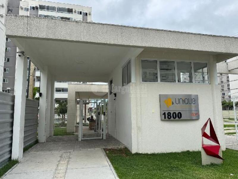 Apartamento com 2 quartos, 2 banheiros e 1 vaga de garagem
