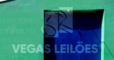 Galpão Comercial com 250m² em Franca, Desocupado