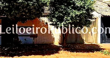 Casa com 2 quartos, 2 banheiros, 68,5m² e 1 vaga de garagem