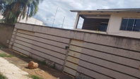 Casa 3 dormitórios, 2 banheiros, 251m² construídos em 360m²