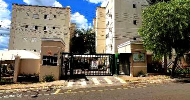 Apartamento com 2 quartos e vaga de garagem