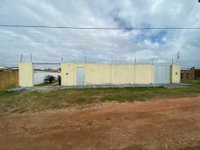 Casa em leilão com 3 quartos e 4 vagas