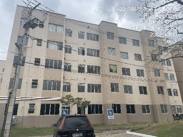 Apartamento com 2 Quartos em Santa Cruz