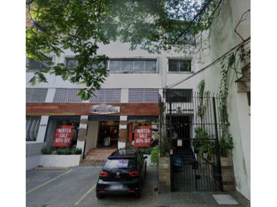 Sobreloja comercial desocupada com 191,35 m²