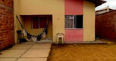 Casa com 2 Quartos e 1 Vaga em Iguaíba
