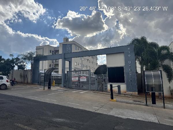 Apartamento com 2 quartos, 1 vaga de garagem, 87,05 m²