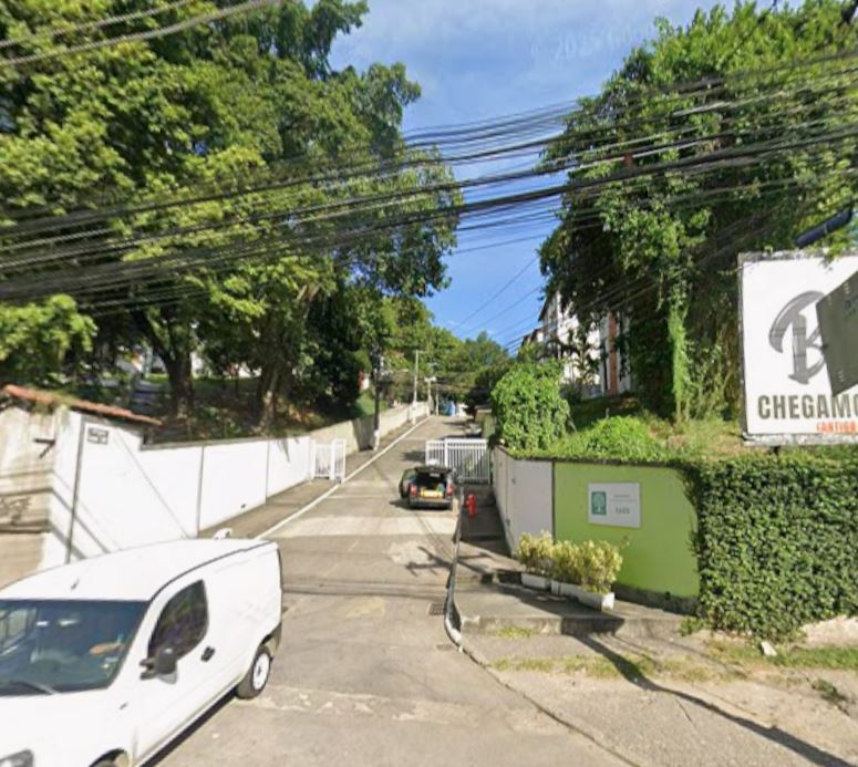 Apartamento com 2 quartos em Jacarepaguá