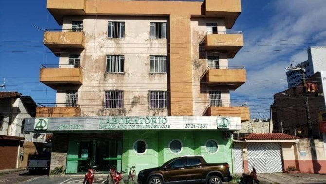 Apartamento com 2 quartos, 1 banheiro e 1 vaga de garagem