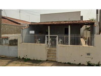 Casa com edícula e terreno em Mogi Guacu/SP