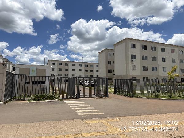 Apartamento 2 Quartos com Varanda em Goiânia