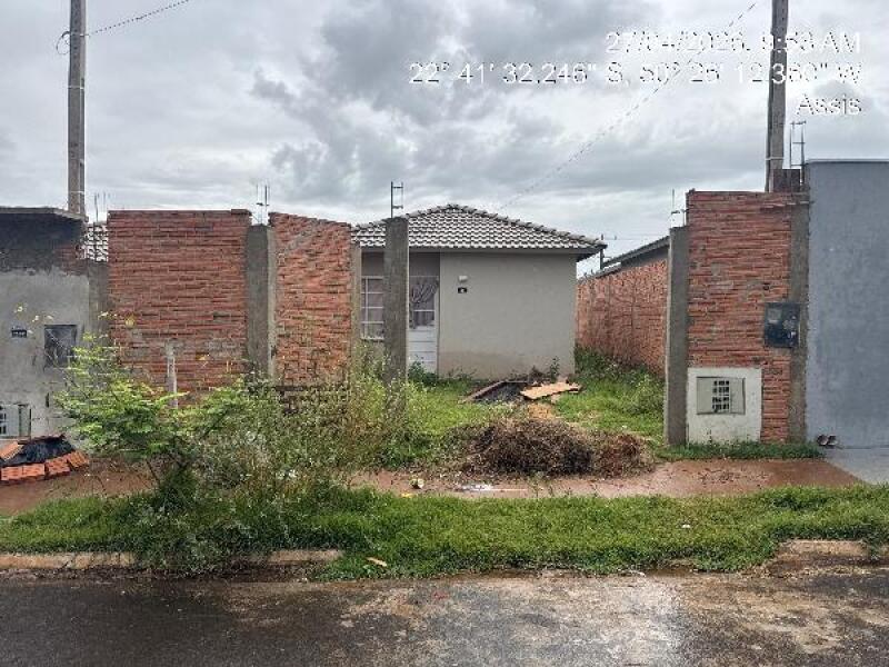 Casa 2 quartos em Assis com 43,85m² e terreno de 160m²