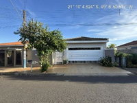 Casa com 3 quartos, 3 banheiros e 192,8 m² construída