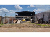 Casa com 227,17 m² de área privativa e 1 vaga de garagem