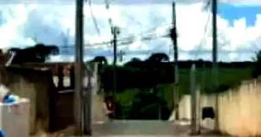 Casa em Leilão com 35.10m² Construída e Terreno de 152.78m²