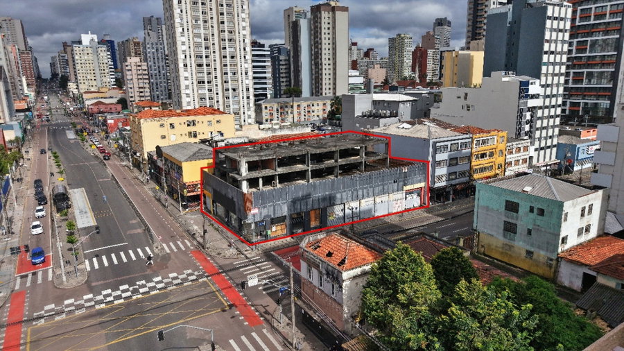 Imóvel Comercial na Av. Sete de Setembro, Centro - Curitiba