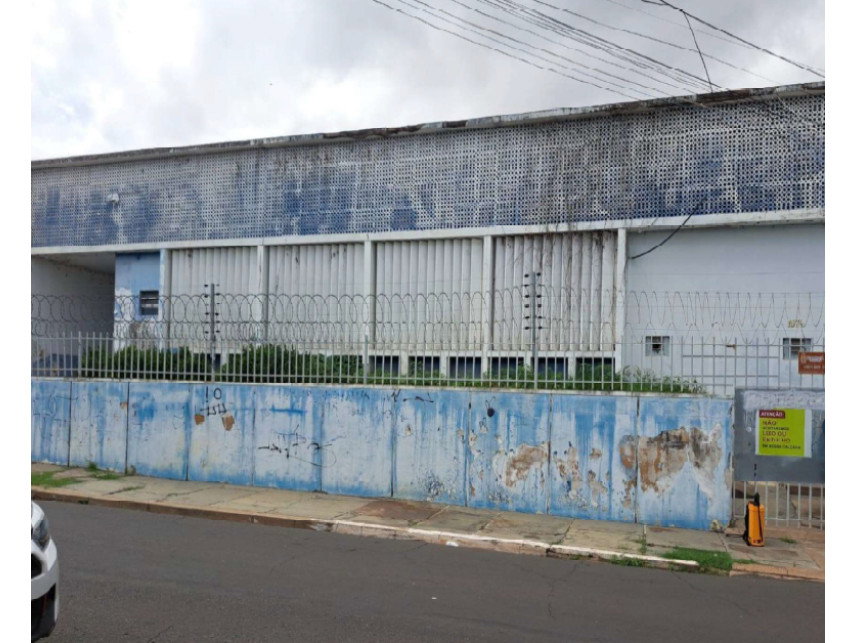 Terreno de 1.021,60m²
