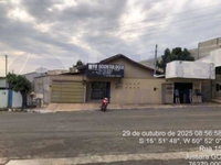 Terreno Urbano com Casa Residencial em Jussara/GO