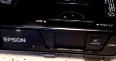 Projetor Epson em Excelente Estado de Conservação