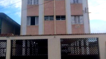 Apartamento com 2 quartos em São Vicente/SP