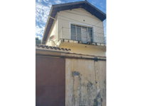 Casa com terreno de 160m² em Poços de Caldas/MG - Oportunidade única!