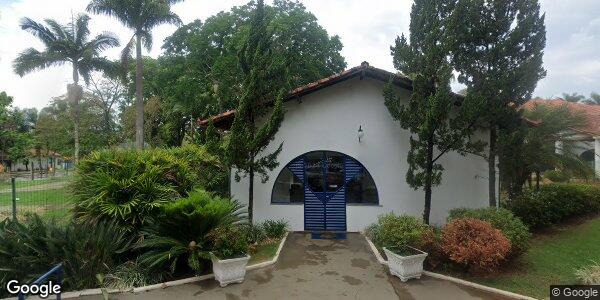 Lote 15 com 2.180m² em condomínio fechado de alto padrão
