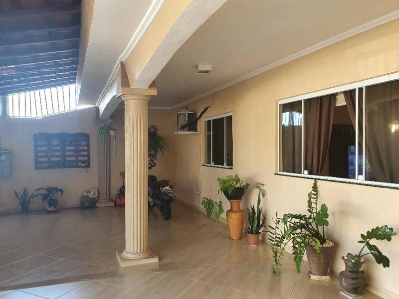 Casa 168m² com 2 Quartos e 2 Vagas em Marília-SP